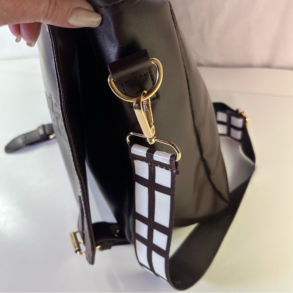 Toronto Blue Jays Star Wars Chewbacca Limited Edition Brown Messenger Bag. - Picture 12 of 13
